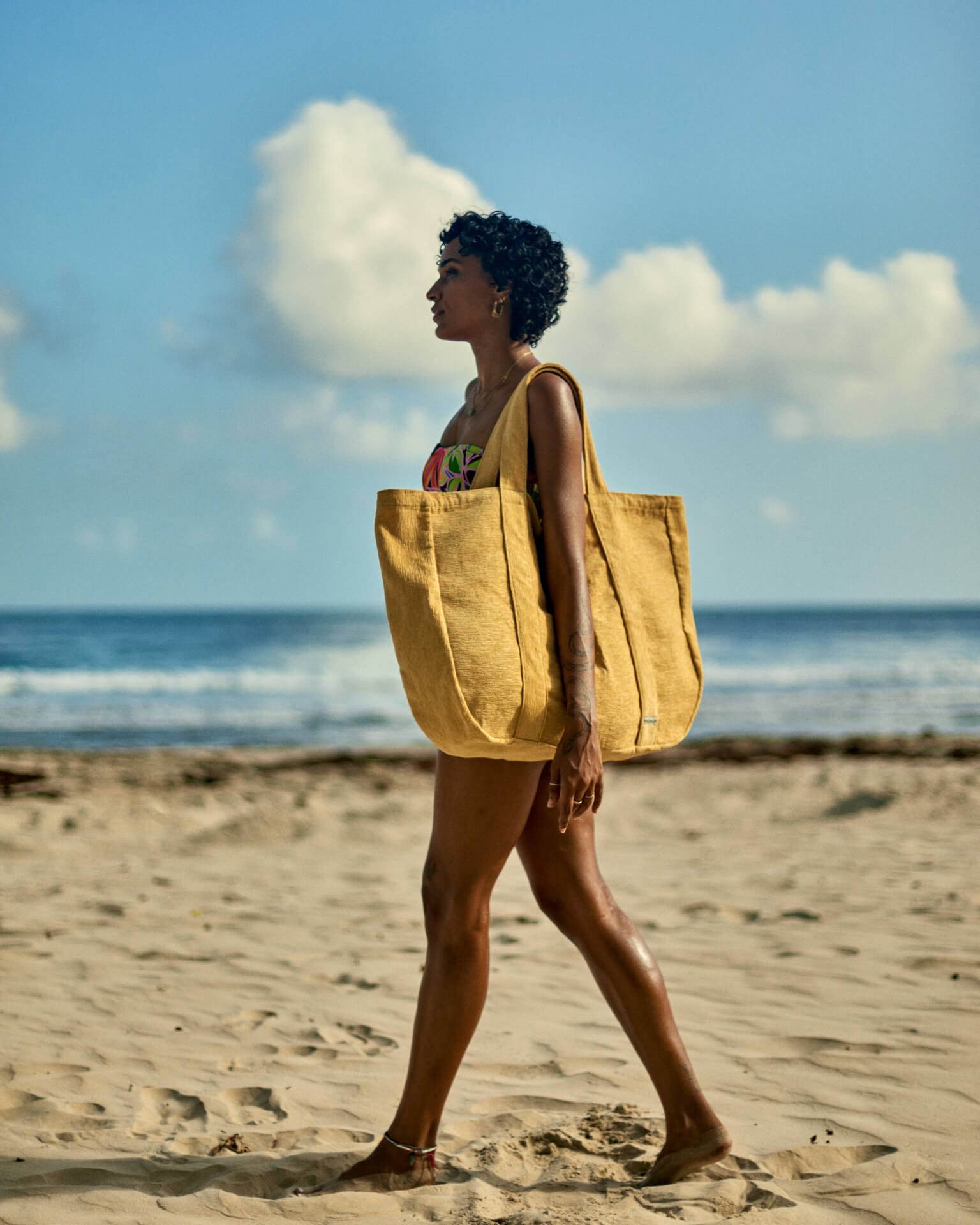 Willow & Oak beach tote on the Trinidad coast